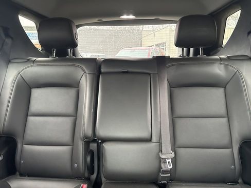 Used 2020 Chevrolet Equinox Premier image 13