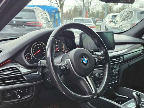 Used 2015 BMW X5 M image 10