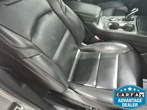 Used 2020 Cadillac XT4 Premium Luxury w/ Driver Awareness Package AWD/4WD image 18