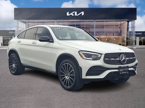 Used 2021 Mercedes-Benz GLC 300 4MATIC Coupe image 1