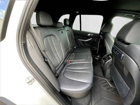 Used 2022 BMW X5 xDrive40i image 29
