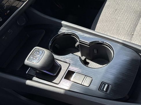 Certified 2021 Nissan Rogue S FWD image 25