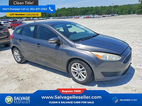 Used 2017 Ford Focus SE FWD image 5