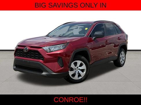 Used 2021 Toyota RAV4 LE AWD/4WD image 1