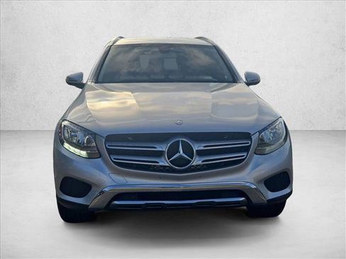 Used 2016 Mercedes-Benz GLC 300 4MATIC image 2