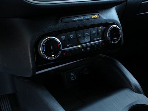 Used 2022 Ford Escape SEL image 17