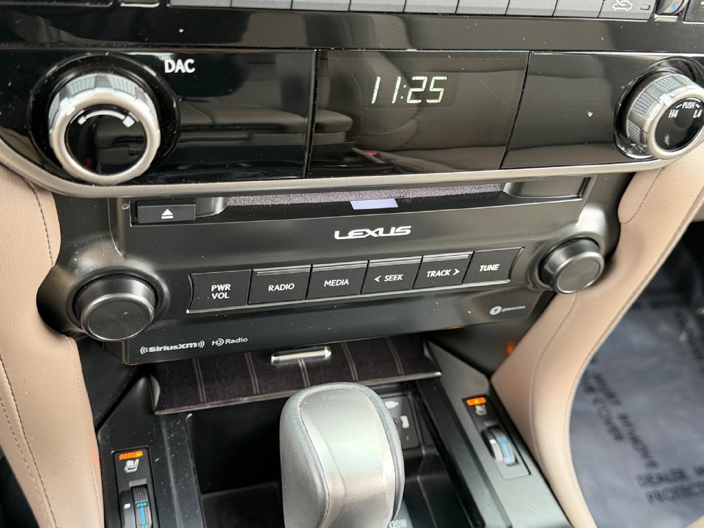 Certified 2023 Lexus GX 460 Premium w/ Premium Package AWD/4WD image 33