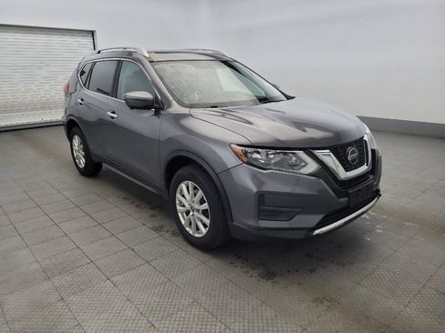 Used 2018 Nissan Rogue SV w/ Sun & Sound Touring Package image 13