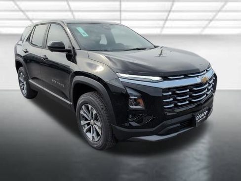 New 2026 Chevrolet Equinox LT w/ Convenience Package II image 1