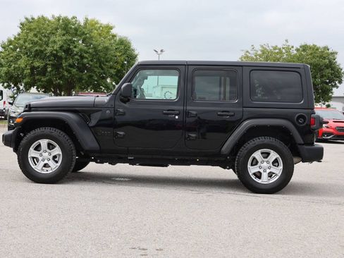 Used 2023 Jeep Wrangler Unlimited Sport AWD/4WD image 8