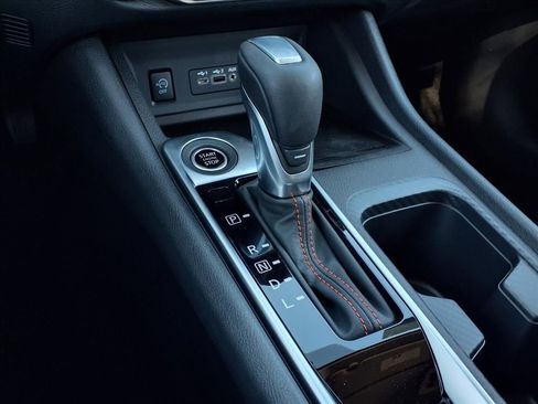 New 2025 Nissan Sentra SR image 18