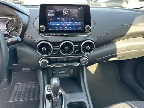 Used 2025 Nissan Sentra SV FWD image 24