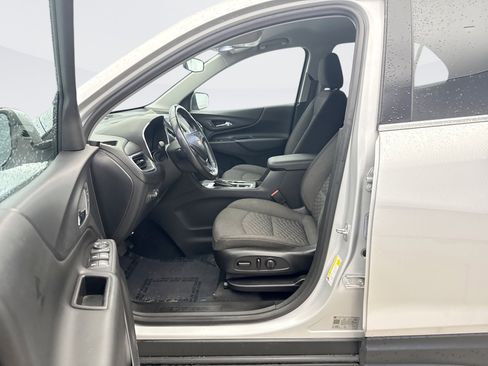Used 2020 Chevrolet Equinox LT image 10