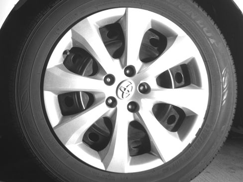 Used 2025 Toyota Corolla LE FWD image 12