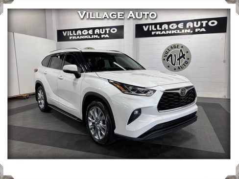 Used 2021 Toyota Highlander Limited AWD/4WD image 1