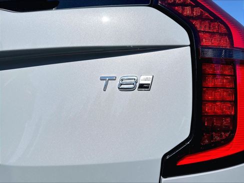 Used 2026 Volvo XC90 T8 Ultra w/ Protection Package Premier AWD/4WD image 11