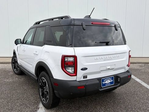 Certified 2025 Ford Bronco Sport Outer Banks w/ Outer Banks Tech Package+ AWD/4WD image 5