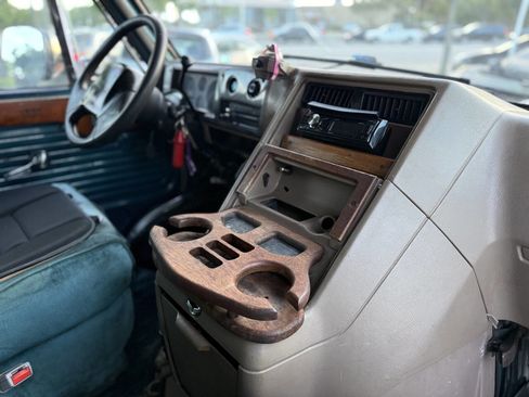 Used 1992 Chevrolet G20 image 21