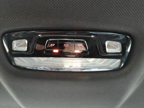 Used 2019 BMW 530i w/ Convenience Package RWD image 33