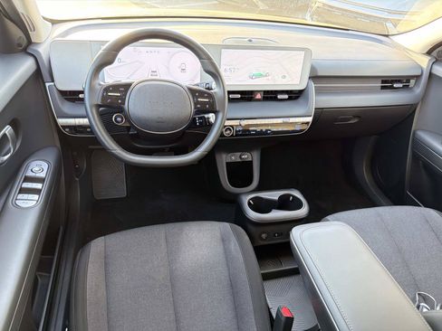 Certified 2024 Hyundai Ioniq 5 SEL RWD image 8