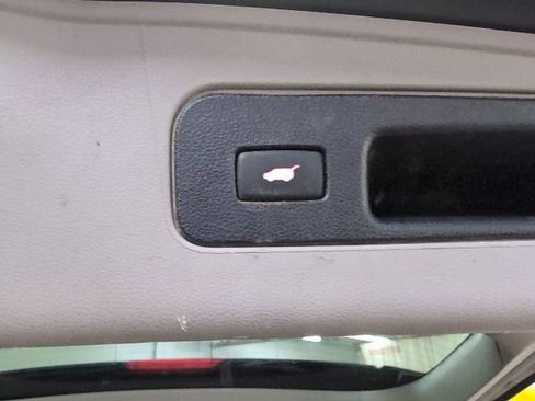 Used 2012 Honda Odyssey Touring image 23