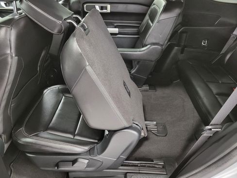 Used 2023 Ford Explorer XLT w/ Equipment Group 202A image 23