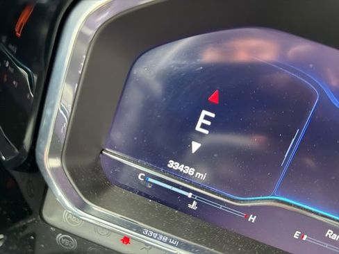 Used 2025 Chevrolet Silverado 2500 LTZ w/ LTZ Convenience Package image 15