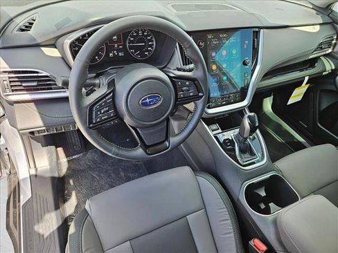 Certified 2025 Subaru Outback Onyx Edition XT w/ Popular Package #2 image 3