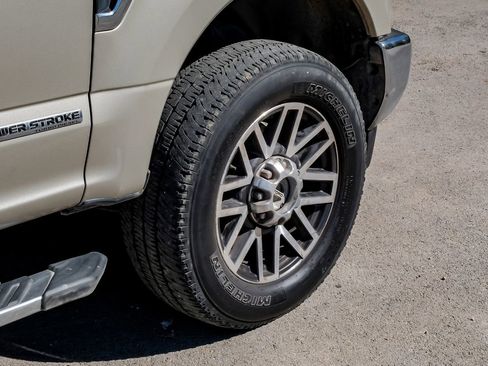 Used 2017 Ford F250 Lariat w/ Lariat Ultimate Package image 63