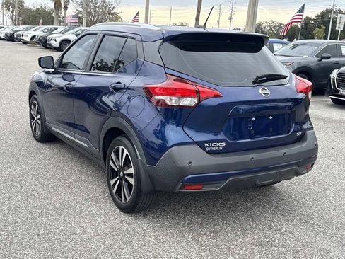 Certified 2020 Nissan Kicks SR image 6
