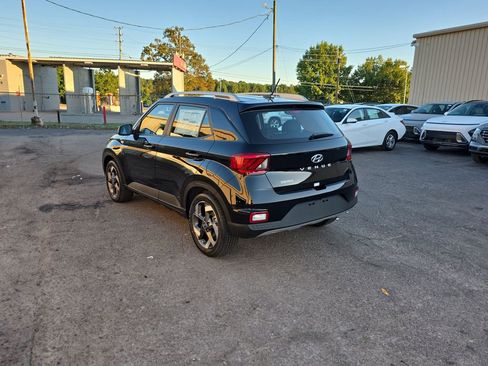 New 2026 Hyundai Venue SEL image 15