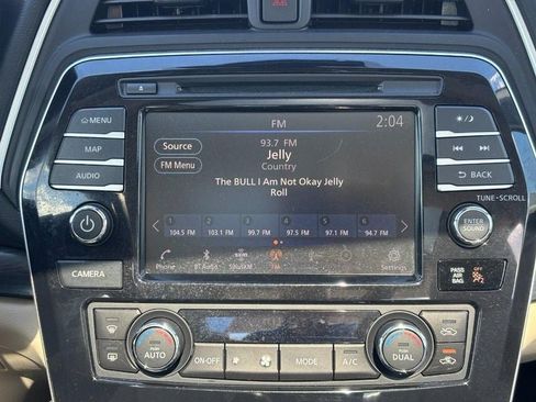 Used 2021 Nissan Maxima Platinum w/ Sport Mat Group image 12