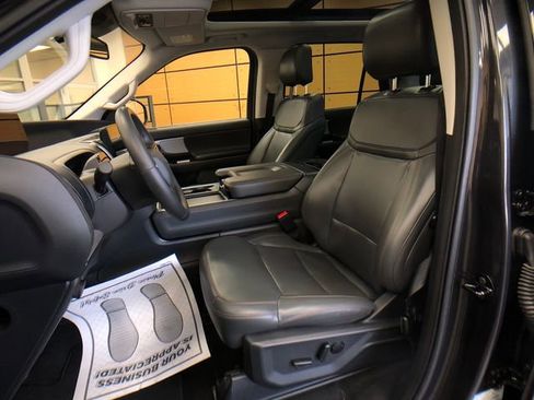 Used 2025 Ford Expedition Active AWD/4WD image 10