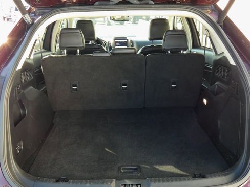 Used 2022 Ford Edge Titanium image 38