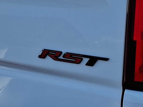 Used 2023 Chevrolet Silverado 1500 RST image 4
