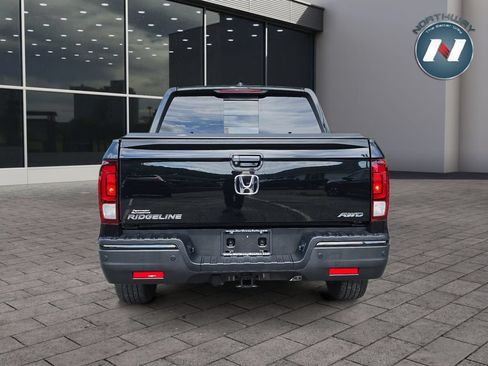 Used 2017 Honda Ridgeline Black Edition image 4