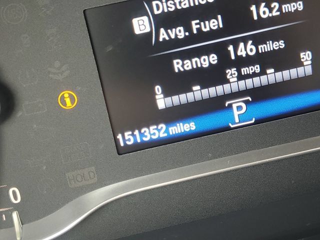 Used 2016 Honda Pilot Touring image 11