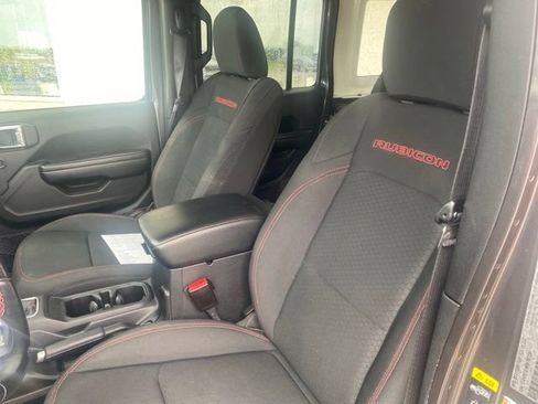 Used 2021 Jeep Wrangler Unlimited Rubicon w/ Uconnect 4C Nav & Sound Group AWD/4WD image 8
