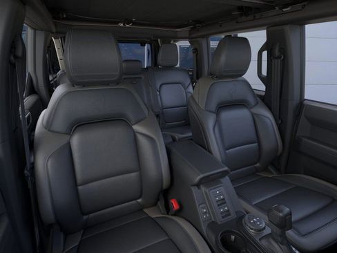 New 2025 Ford Bronco Outer Banks image 10