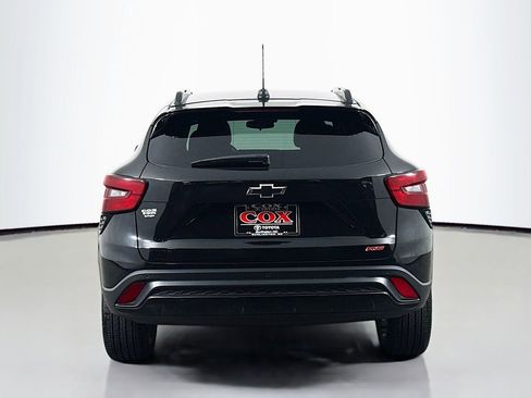 Used 2025 Chevrolet Trax RS w/ Driver Confidence Package FWD image 6