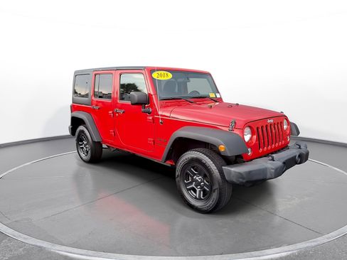 Used 2018 Jeep Wrangler Unlimited Sport w/ Connectivity Group AWD/4WD image 2