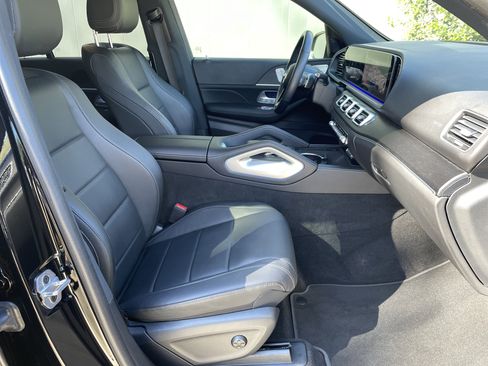 Certified 2025 Mercedes-Benz GLE 350 4MATIC w/ AMG Line Exterior image 49