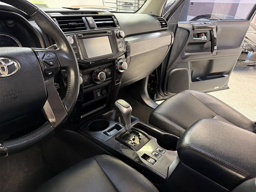 Used 2018 Toyota 4Runner TRD Pro AWD/4WD image 25