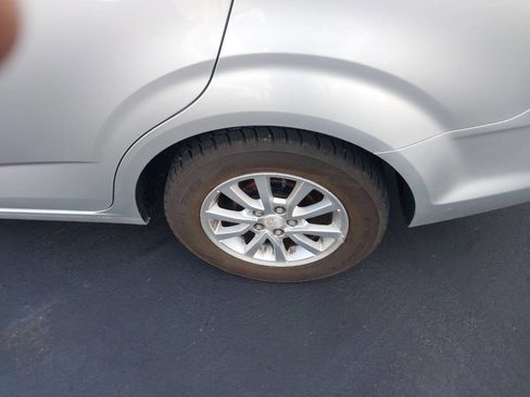 Used 2018 Chevrolet Sonic LT image 19