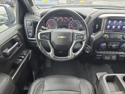 Used 2019 Chevrolet Silverado 1500 LTZ AWD/4WD image 17