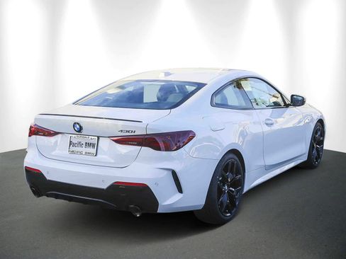 New 2026 BMW 430i Coupe w/ M Sport Package image 6