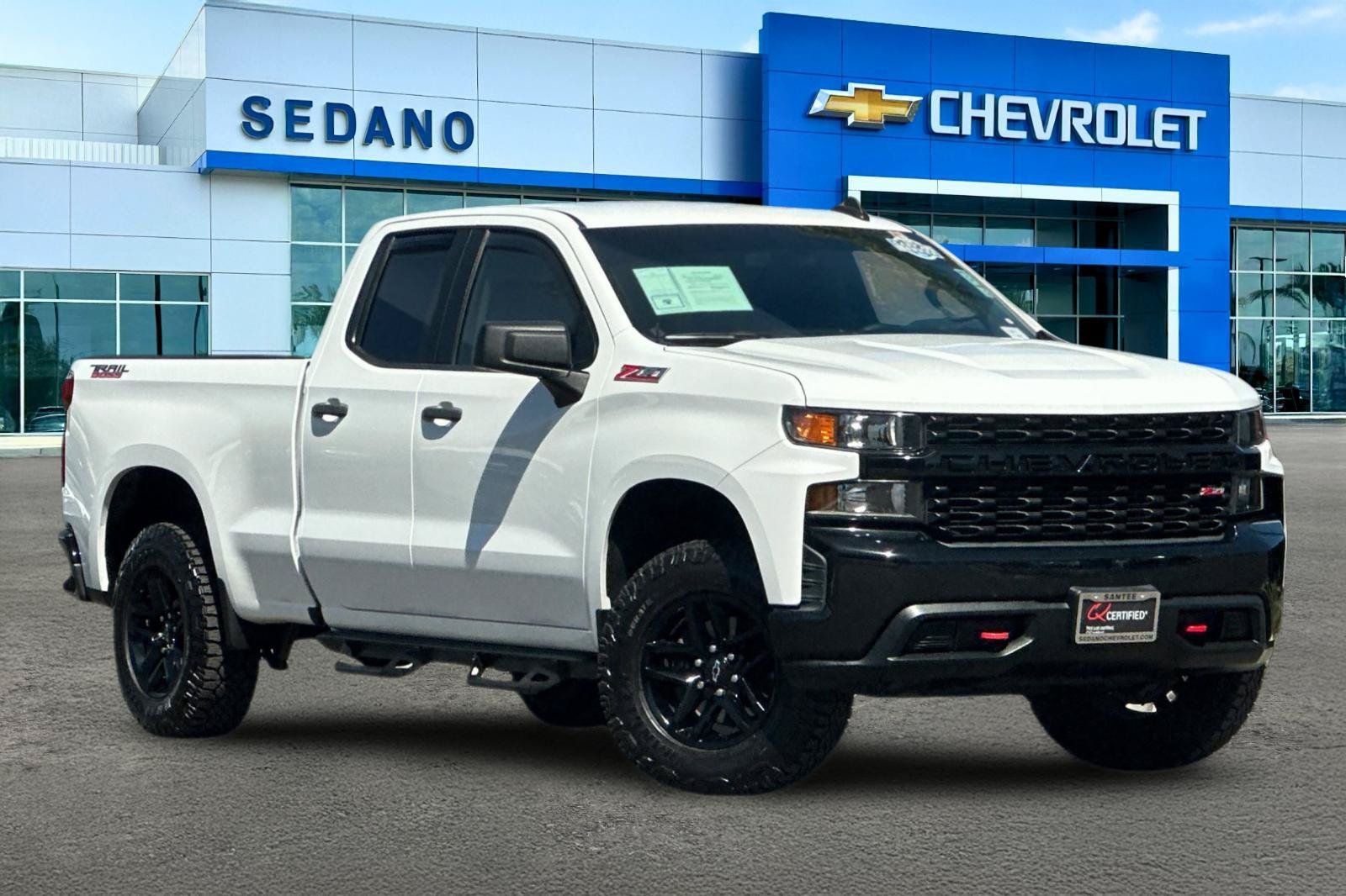 Used 2020 Chevrolet Silverado 1500 Custom Trail Boss w/ Custom Convenience Package AWD/4WD image 2
