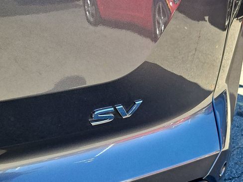 Used 2024 Nissan Pathfinder SV w/ SV Premium Package image 35