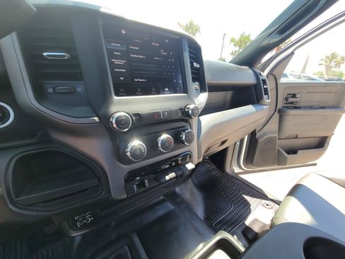 Used 2023 RAM 3500 Tradesman w/ Chrome Appearance Group AWD/4WD image 34