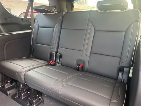 New 2026 GMC Yukon XL Elevation image 19